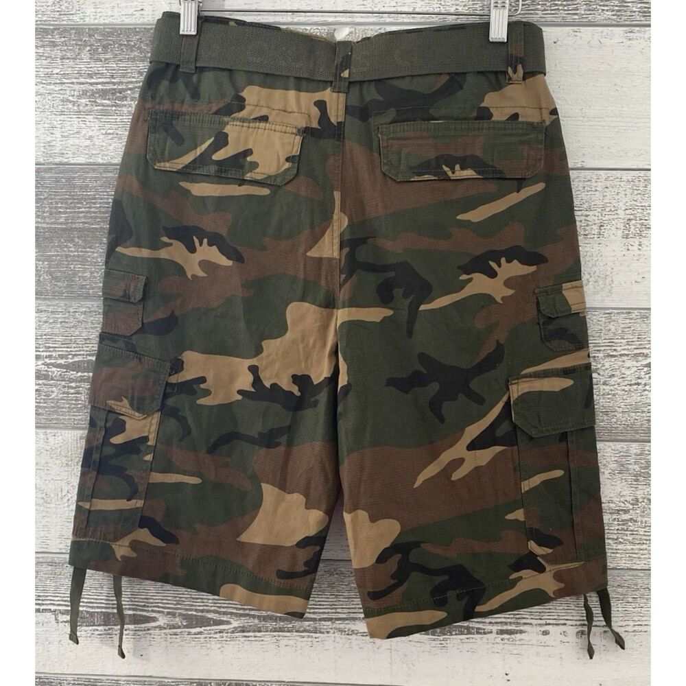 Akademiks Shorts Men's 30 Camouflage Cargo Belted Grunge Skater Y2K Street 90s - Picture 2 of 16